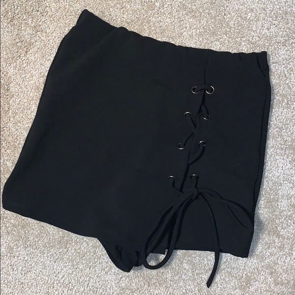 Lace up skort - Picture 2 of 2